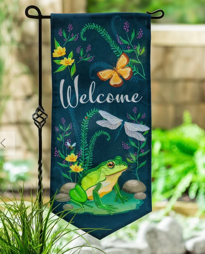 232 Garden Friends Garden Flag