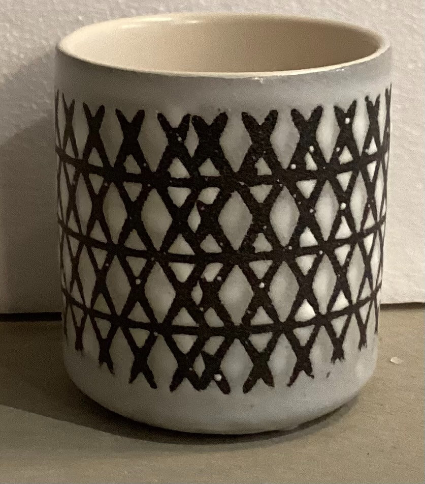 157. White Ceramic Planter