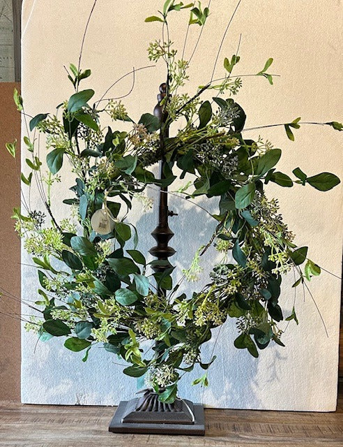 185. Seeded Wreath 26"