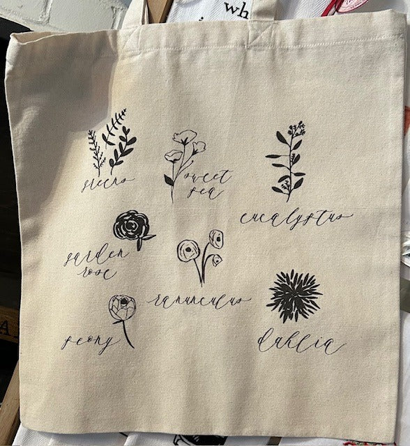 115. Tote Bag Flowers
