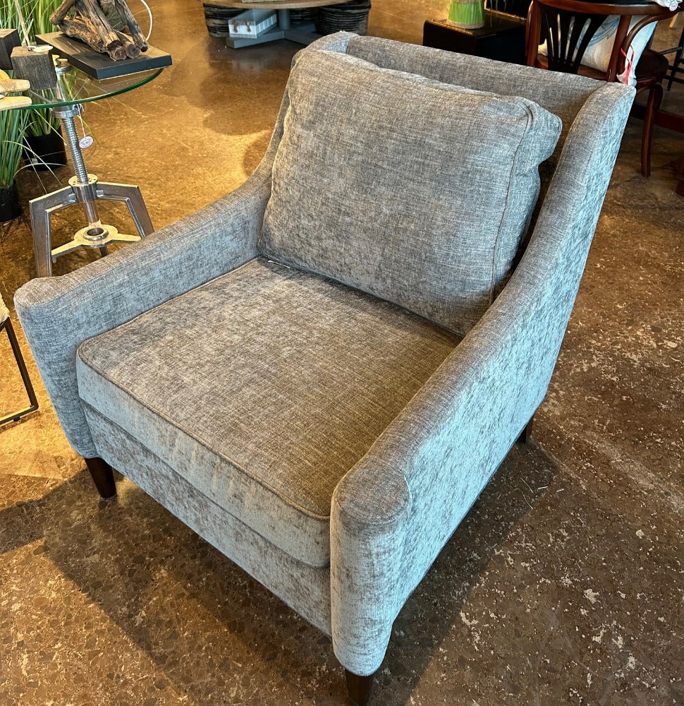 147. Windsor Dk Gray Chair