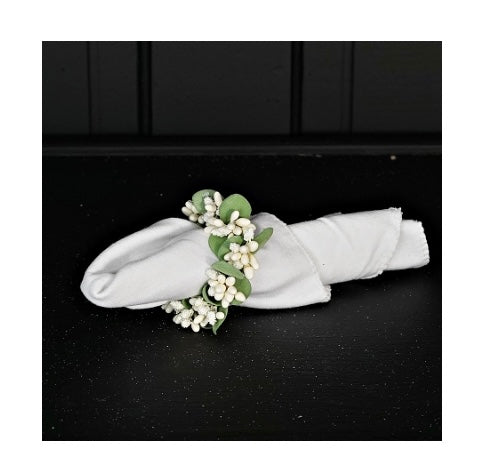 245  Pip Berry Taper candle ring