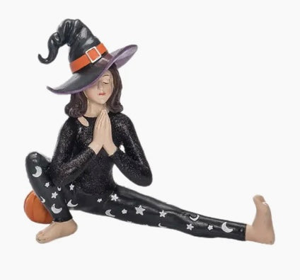 248  Yoga Witch - leg out position