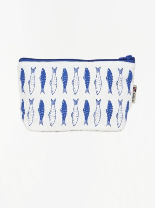 261  Fish Pouch