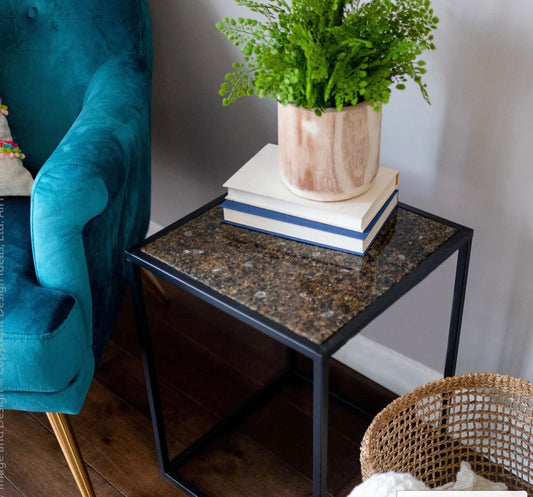 143  Pietra Sm Glass Table