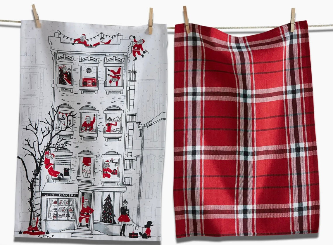 187  Santa City Scape Towels Set/2