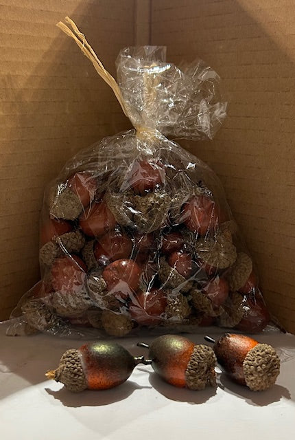 186. Acorn Pack
