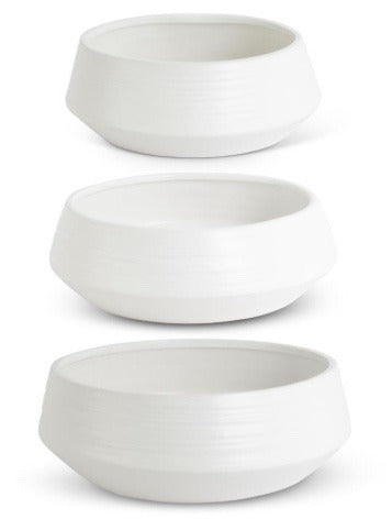 225. Matte White Saucer Sm