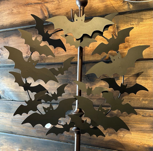 232  Metal Bat Wreath