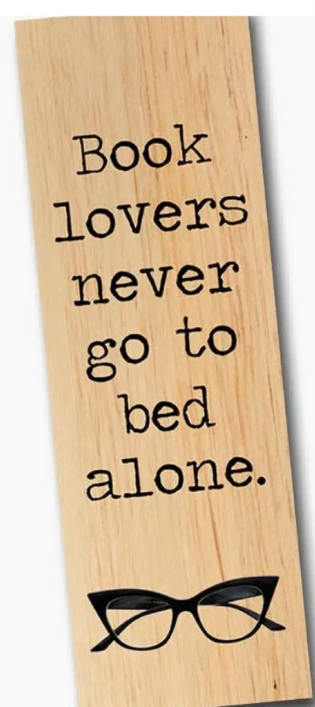 125. Bookmark Book Lovers Bed