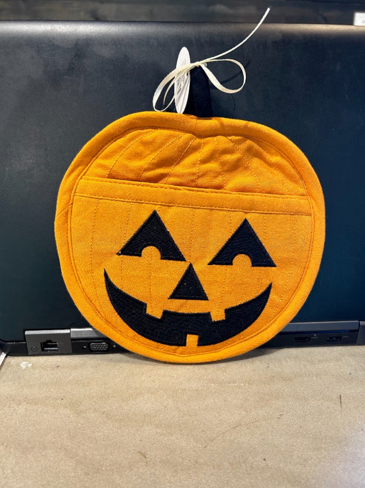 206  Jack o Lantern Pot Holder