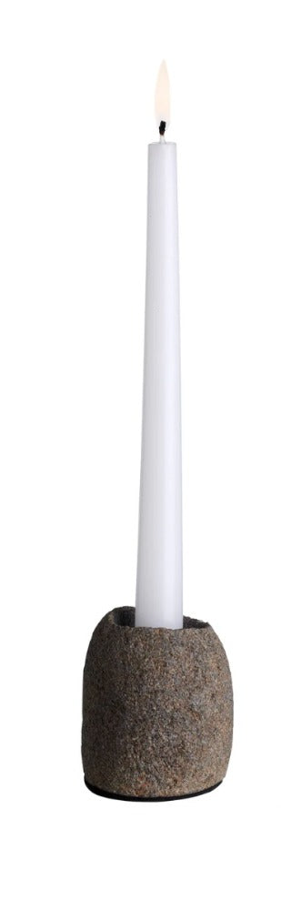 143. Stone Taper